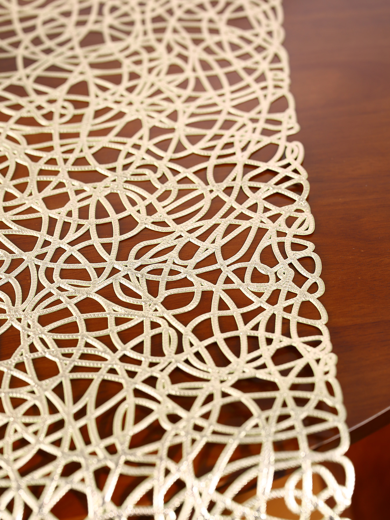 1pc, Durable and Reusable  Tab - Christmas Table Runner avaliação e preço