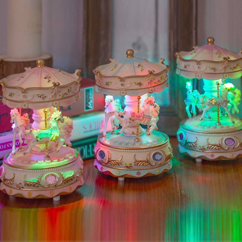 Handmade Resin Carousel Music  - Snow Globe Musical avaliação e preço