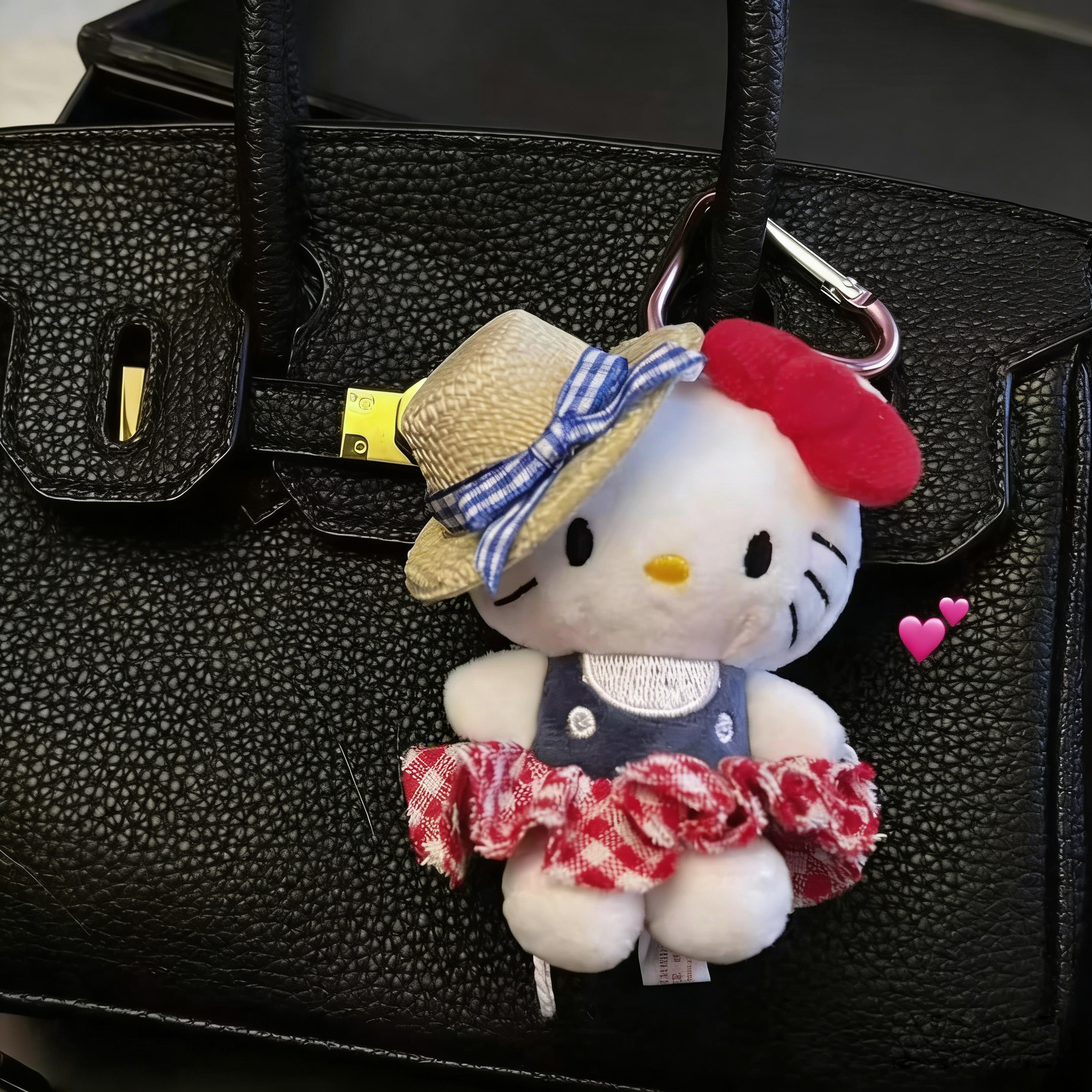 Hello Kitty Sanrio 10Cm Keycha - Santa Hat Plush avaliação e preço